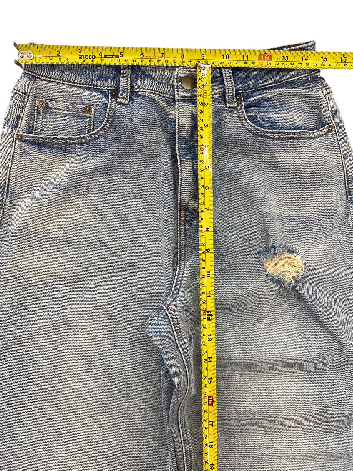 Japanese Brand Japanese Brand Light Wash Style Hairy Leg Jeans Size US 29 - 6 Thumbnail