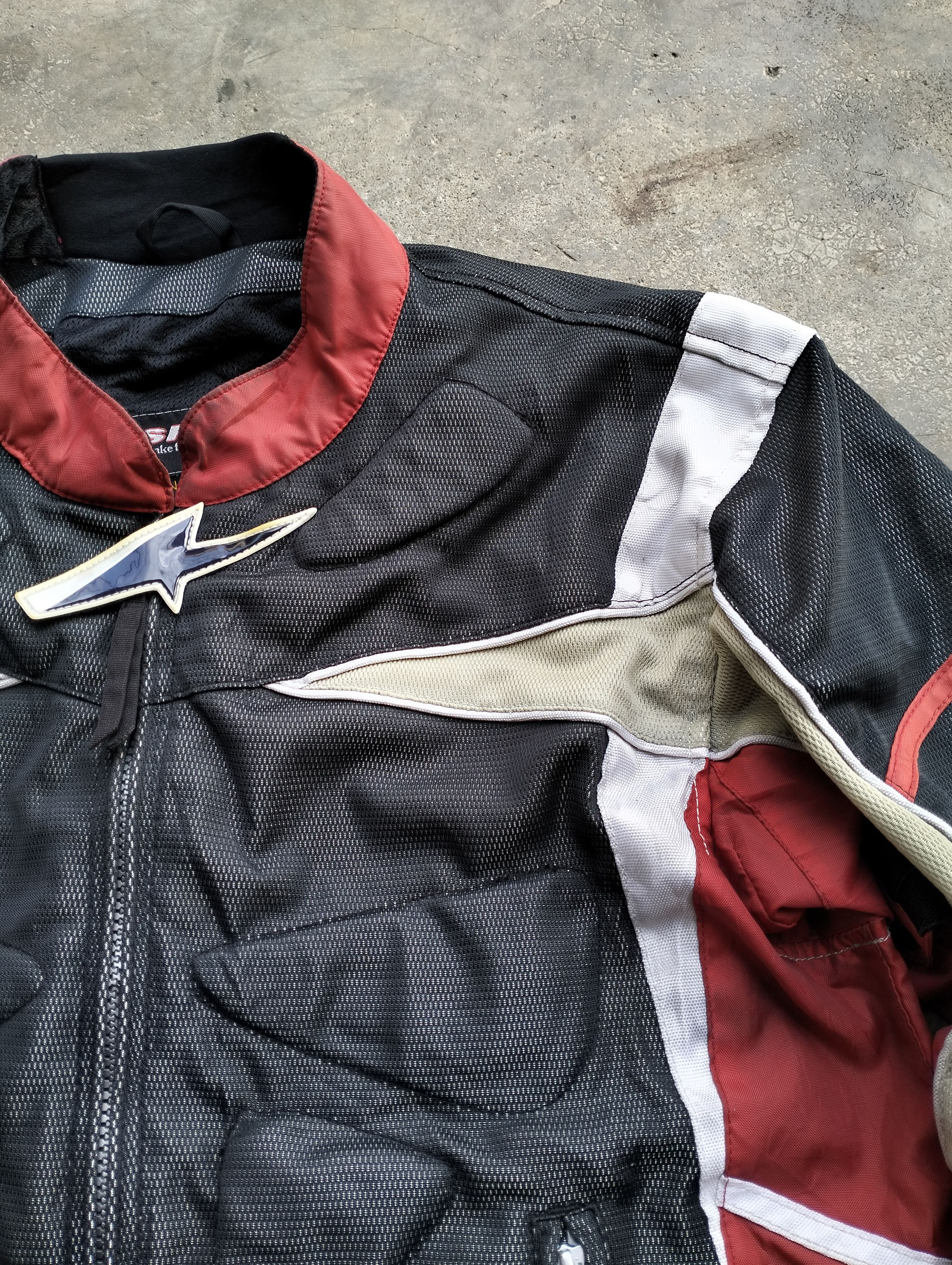 Sports Specialties JAPANESE BRAND SPARK RACING CREW RIDE JACKET NO PADDING Size US M / EU 48-50 / 2 - 5 Thumbnail