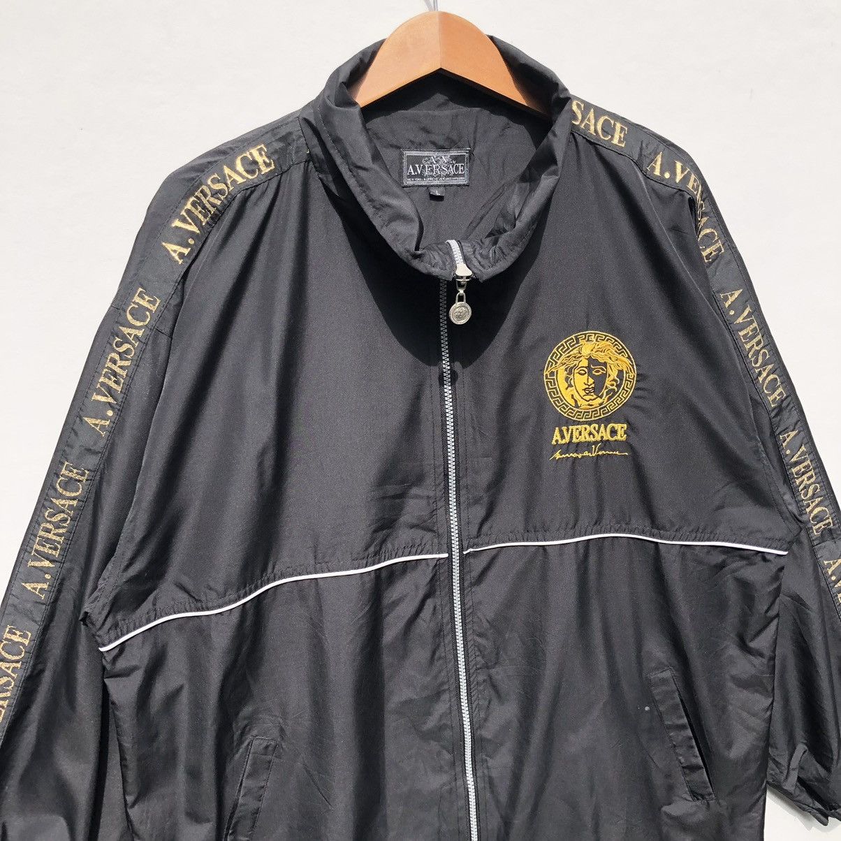 Versace × Vintage Vintage A.Versace Embroidery Logo Back Hit Jacket Size US L / EU 52-54 / 3 - 6 Thumbnail