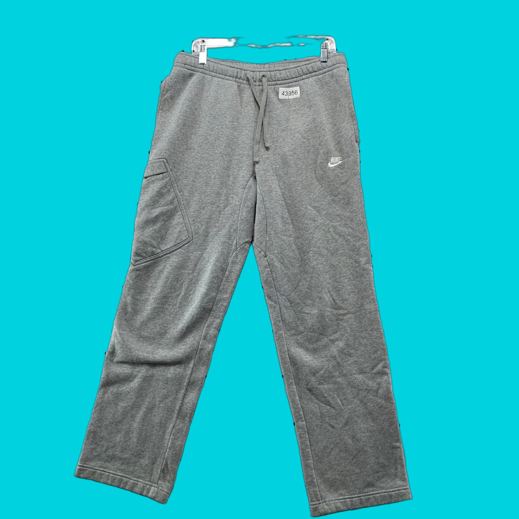 Nike VINTAGE Nike Gray Sweatpants Mens Large Gray Drawstring Fleece Fits 32x30 Size US 33 - 1 Thumbnail