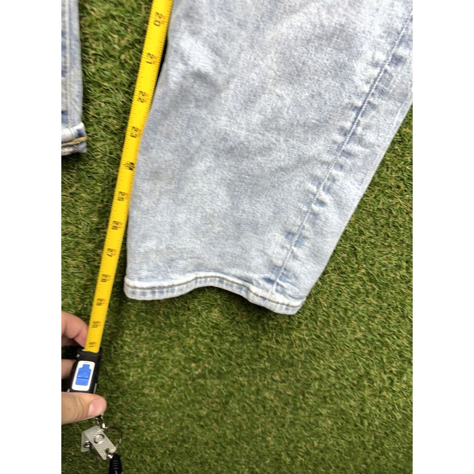 American Eagle Outfitters American Eagle Jeans Mens 29x30 Bootcut 100% Cotton Light Wash Denim 5-Pocket Regular Inseam 30in Blue Jeans Mens Size US 29 - 4 Thumbnail