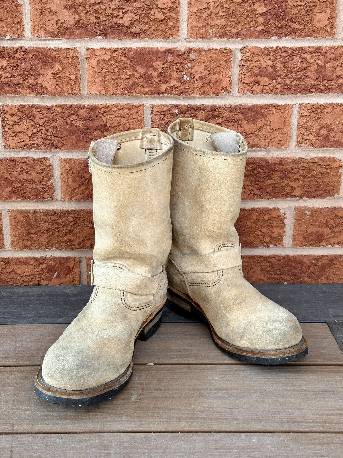 image of Red Wing Shoes 8268 Engineer Boots Abilene Rough Out in Beige, Men's (Size 8.5)