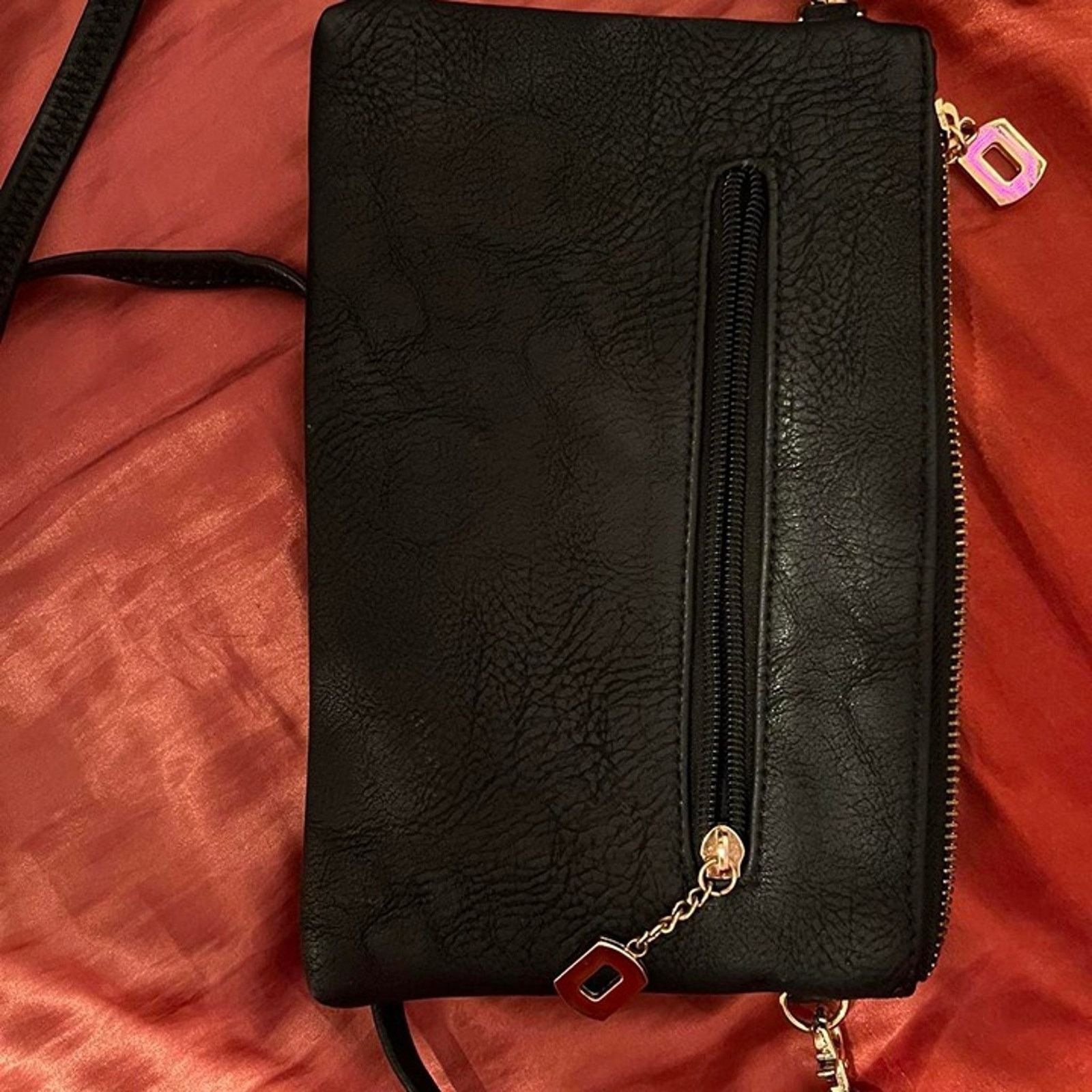 Michael Kors Michael Kors Wristlet Black Leather Gold chain decorations Size ONE SIZE - 3 Thumbnail