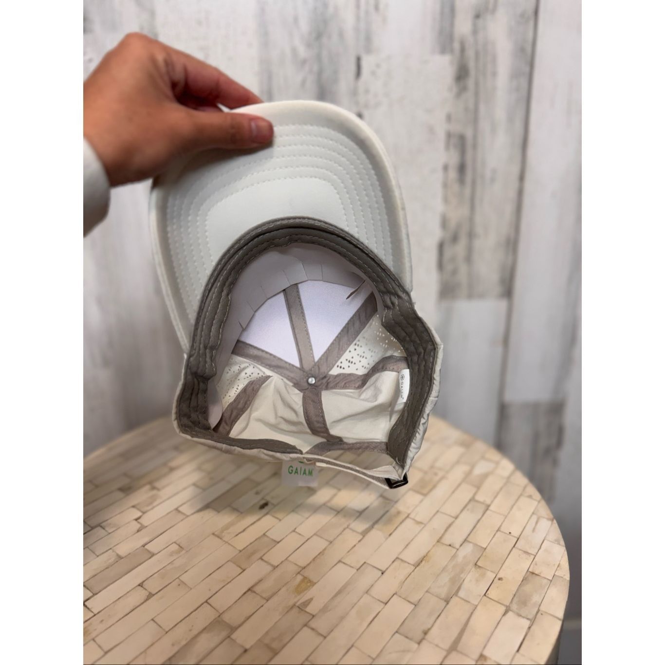 Other Gaiam White Laser Cut Athletic Hat Women’s OS Adjustable Activewear Running Yoga Cap NWT Size ONE SIZE - 4 Thumbnail