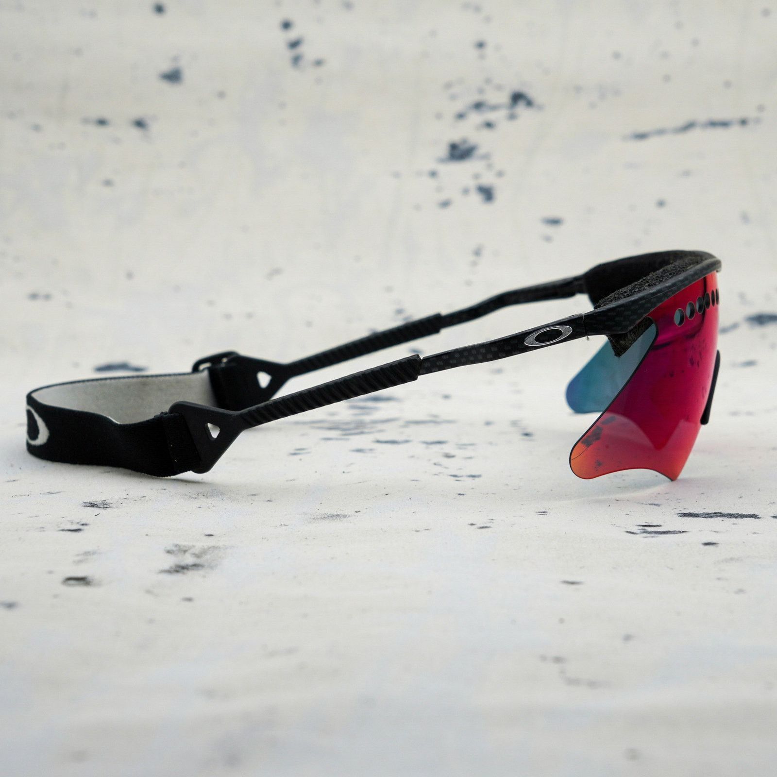 Oakley Vintage oakley iridium lens carbon shield logo sunglasses Size ONE SIZE - 3 Thumbnail