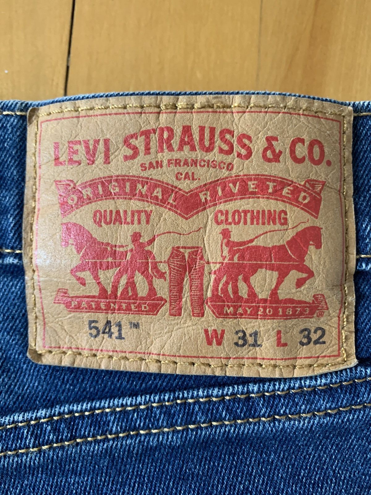 Levi's Levi 541 barely worn Size US 31 - 2 Thumbnail