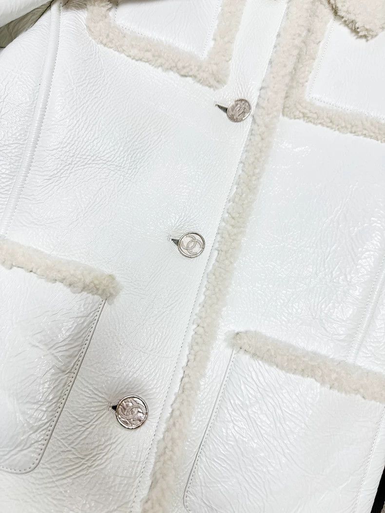 Chanel Chanel Fur all-in-one lapel long-sleeved jacket Size XS / US 0-2 / IT 36-38 - 5 Thumbnail