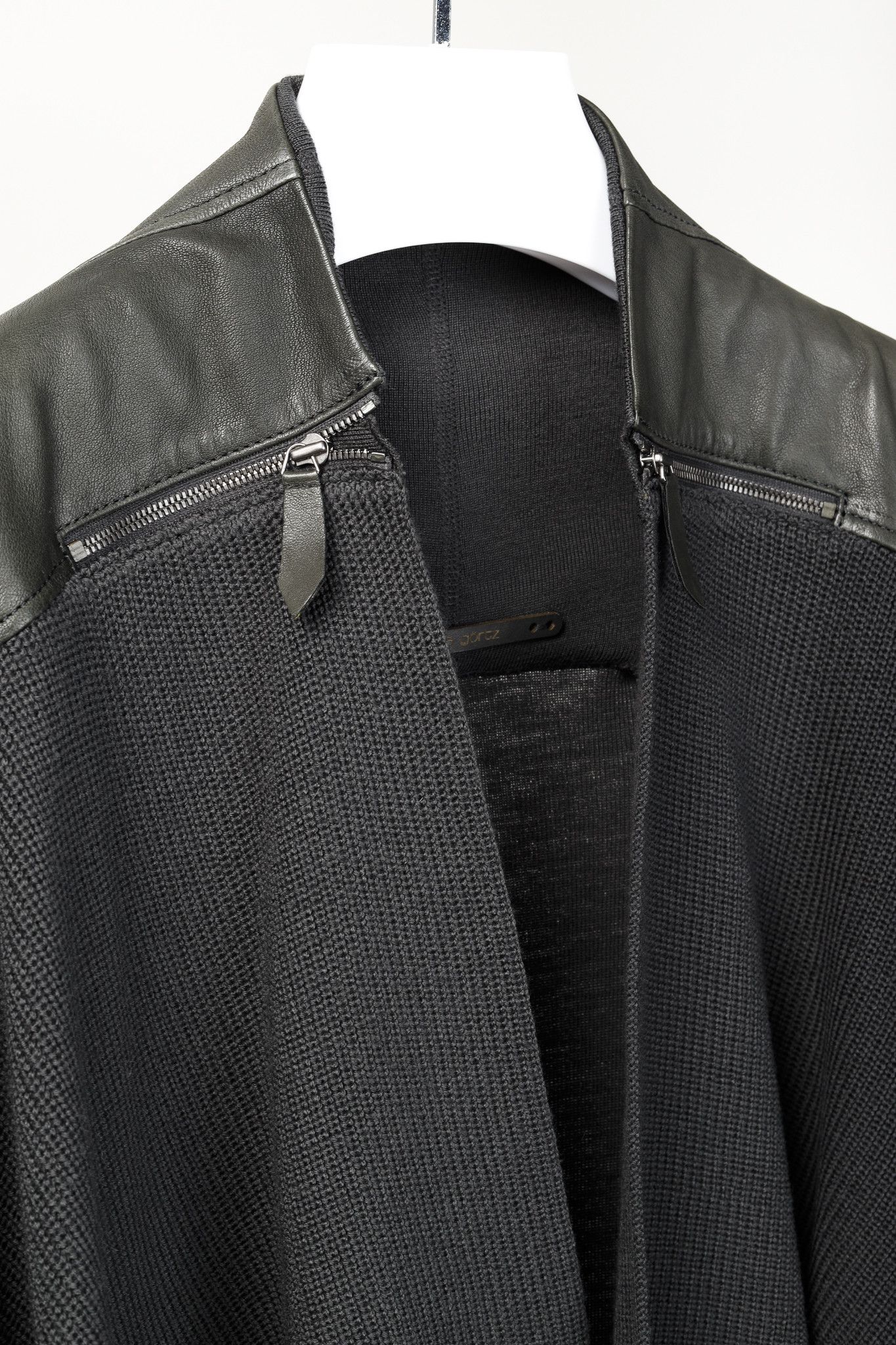 Annette Gortz Annette Gortz AW/14 Kubus Grey Leather-Trim Belted Cardigan Size S / US 4 / IT 40 - 7 Thumbnail