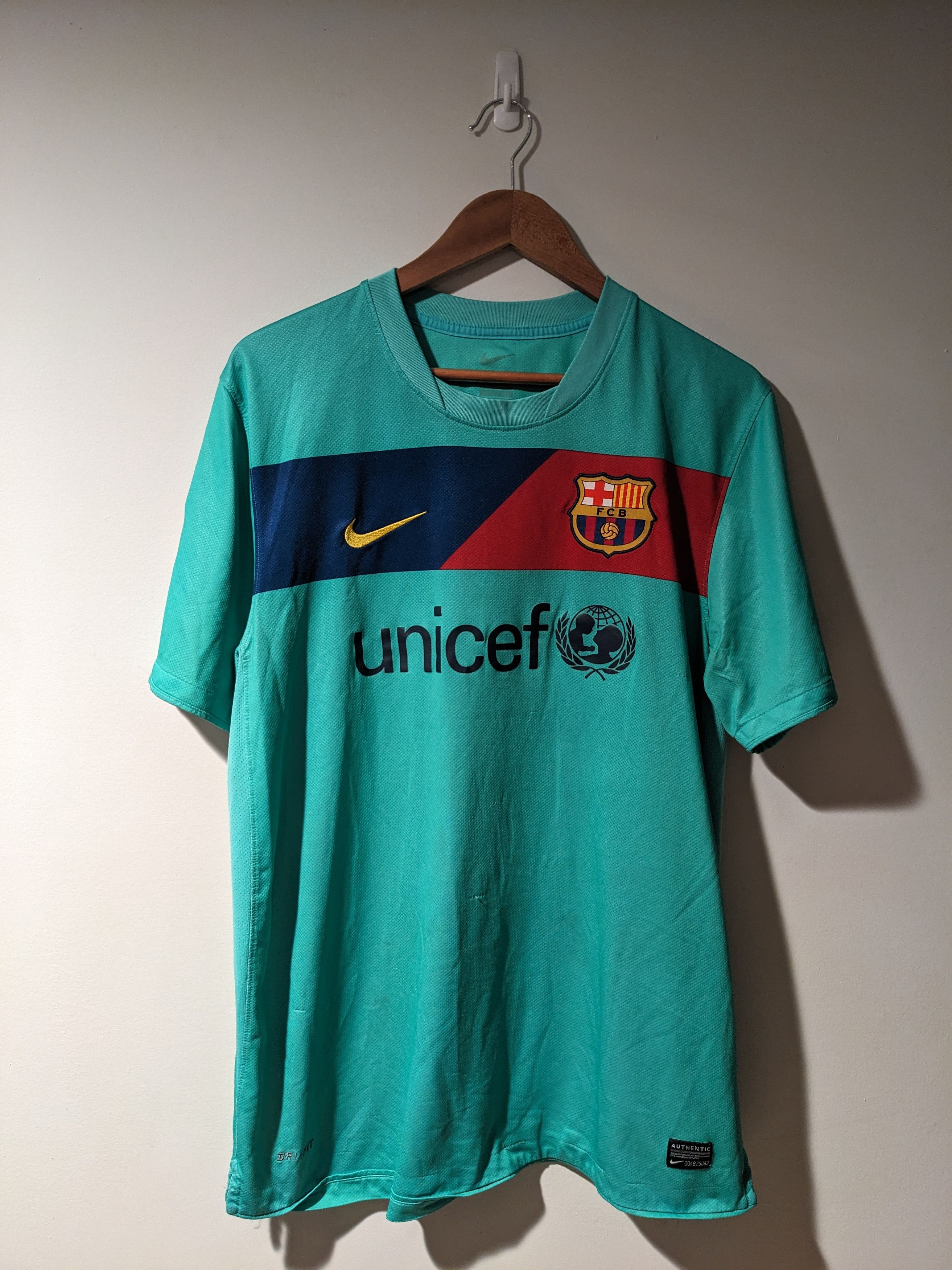 Nike FC Barcelona 2010 / 2011 Nike Jersey Messi Soccer Football Size US L / EU 52-54 / 3 - 1 Thumbnail