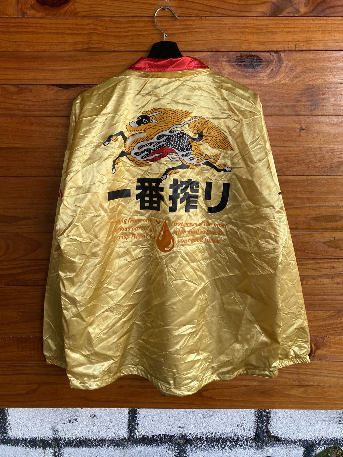 Japanese Brand Kirin Ichiban Promotional Gold Jacket Vintage Japanese Beer Size US XL / EU 56 / 4 - 9 Thumbnail