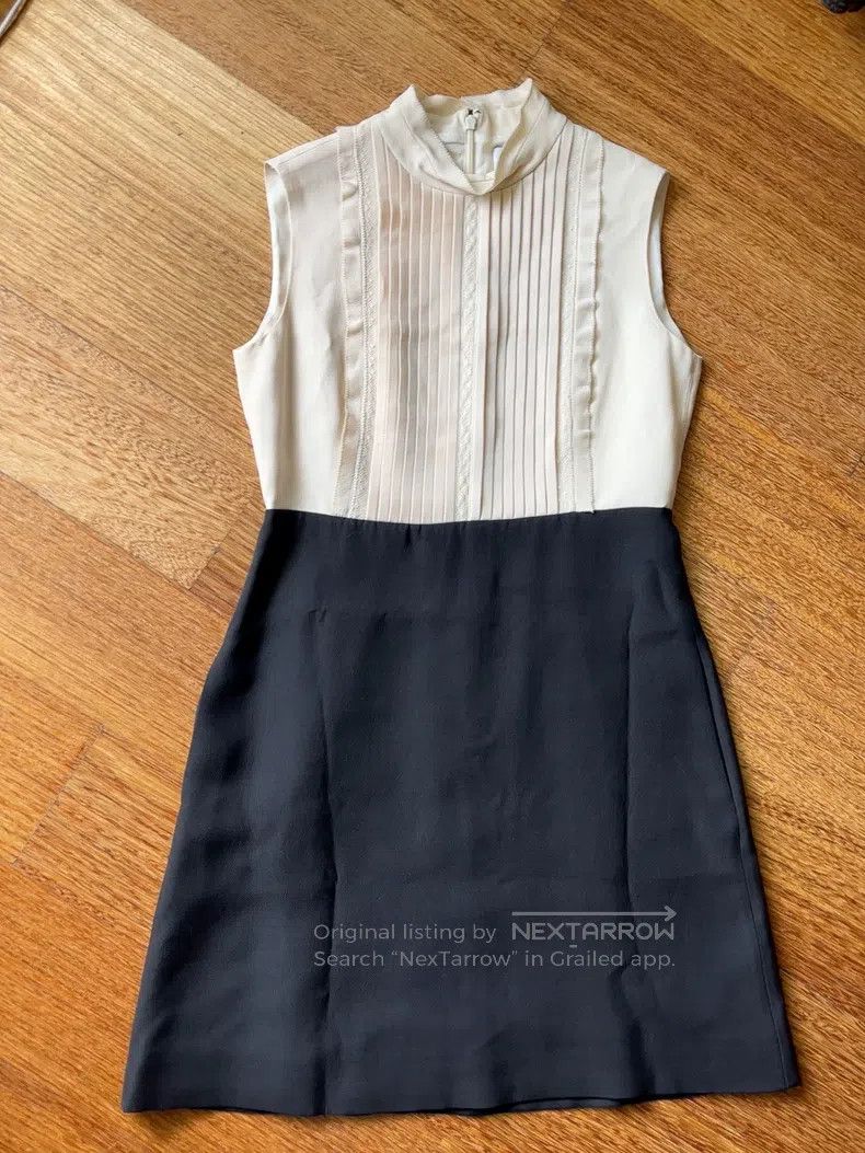 Valentino Valentino Classic dress Size M / US 6-8 / IT 42-44 - 1 Thumbnail