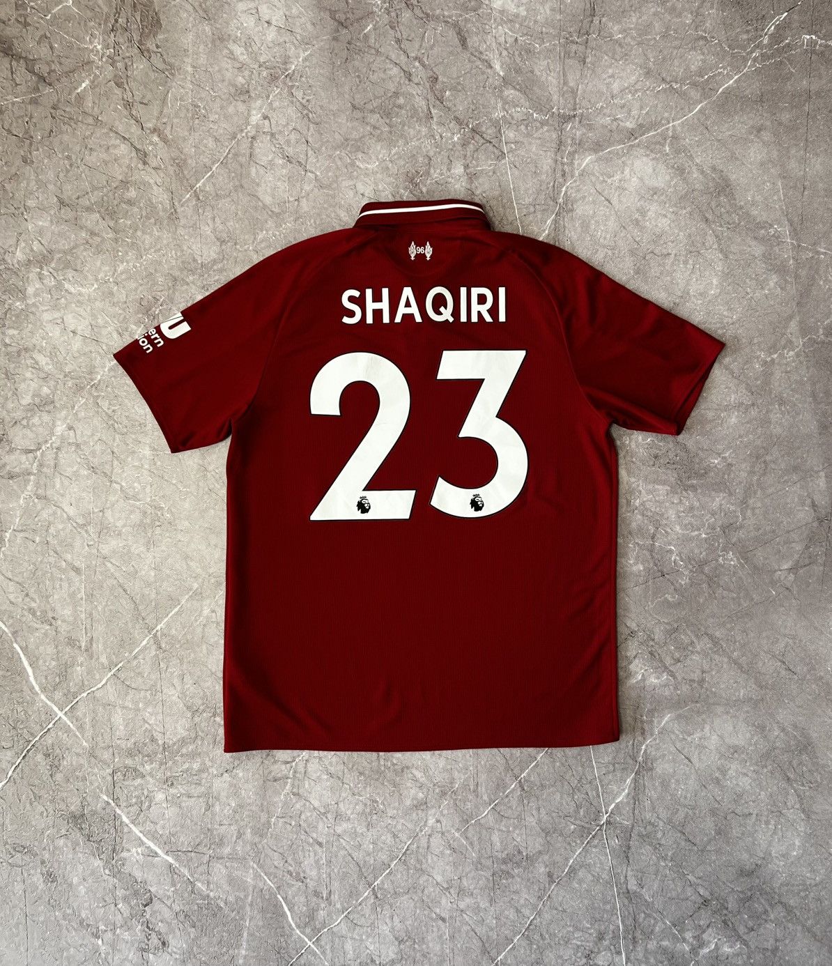 New Balance New Balance Red Liverpool Xherdan 3 Shagiri Jersey Medium Size US M / EU 48-50 / 2 - 1 Thumbnail