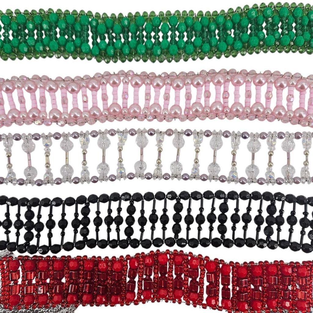The Unbranded Brand Red Beaded Caged Choker – Handmade Statement Collar Size ONE SIZE - 7 Thumbnail