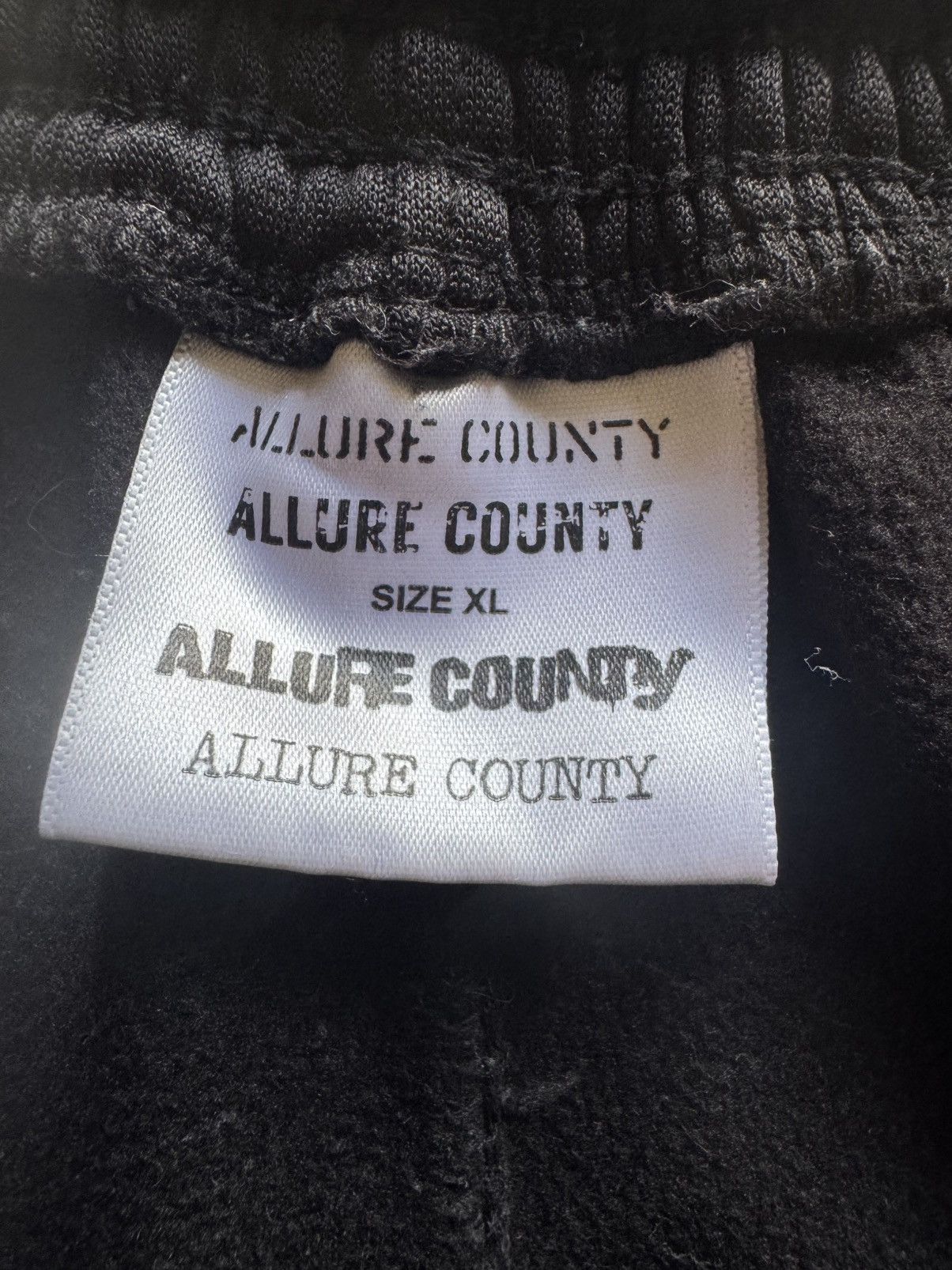 Balenciaga Allure County Sweatpants Size US 33 - 4 Thumbnail