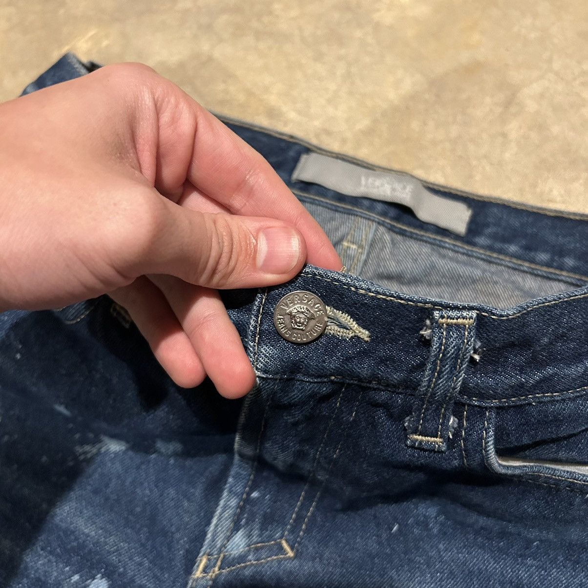 Versace × Versace Jeans Couture × Vintage Vintage Versace Jeans Couture Bleach Splatter Bootcut Jeans Size US 32 / EU 48 - 6 Thumbnail