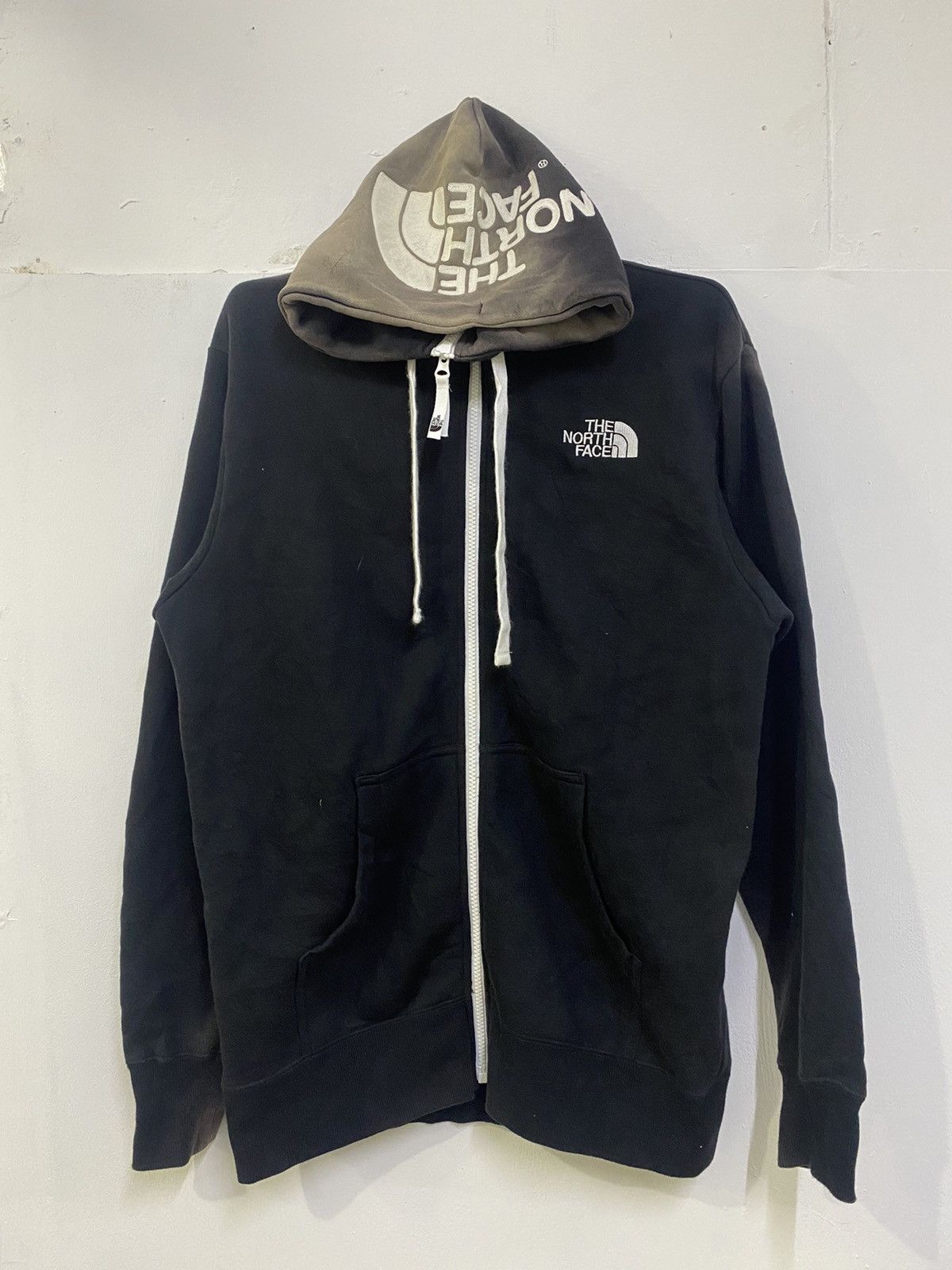The North Face 💥THE NORTH FACE FADED SUNBURST ZIPPER HOODIE Size US M / EU 48-50 / 2 - 1 Thumbnail
