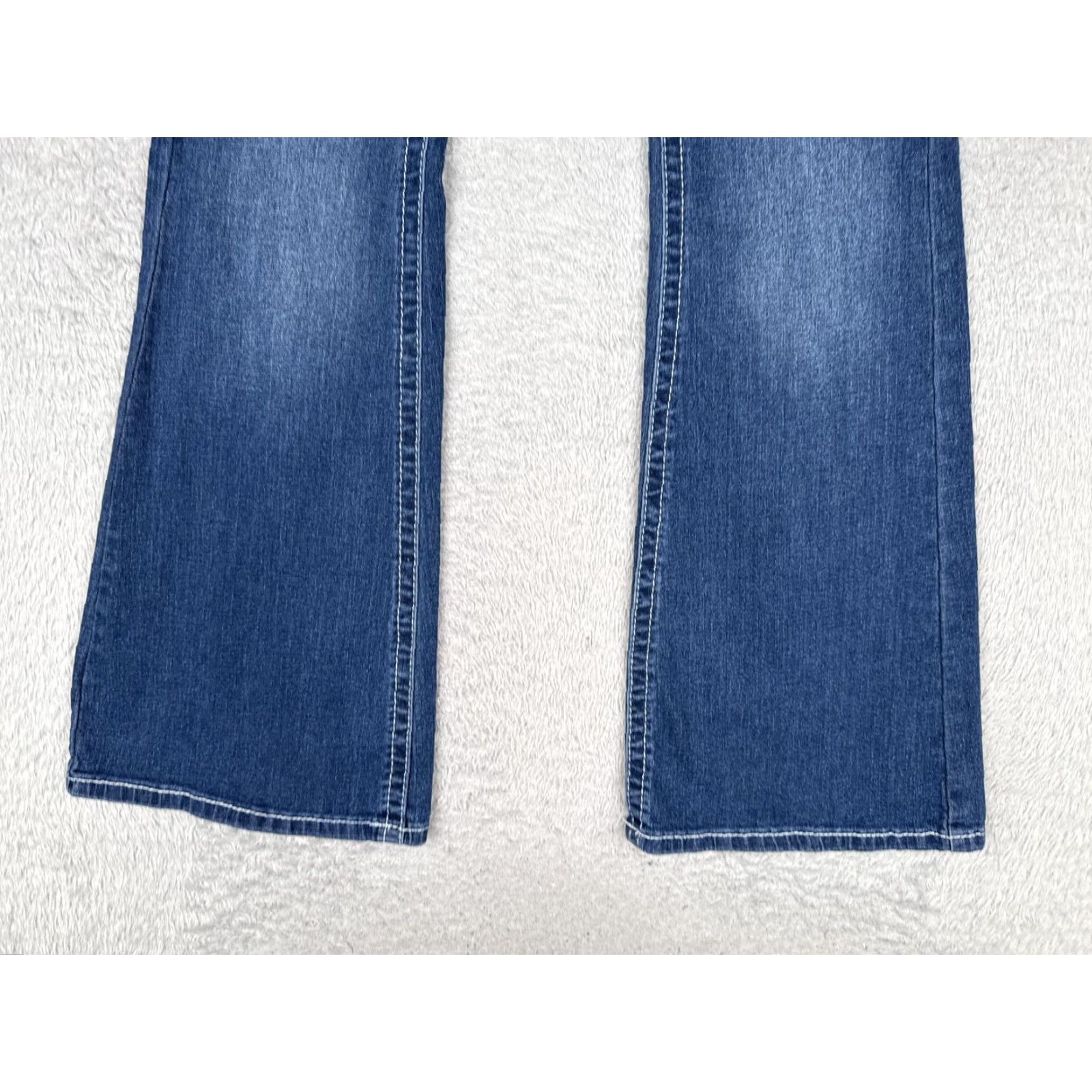 Vintage Sky Jeans Juniors 7 Blue Med Wash Low Rise Flared Stretch Rhinestone Pockets 5-Pocket Denim Slim Women's Size 28" / US 6 / IT 42 - 2 Thumbnail