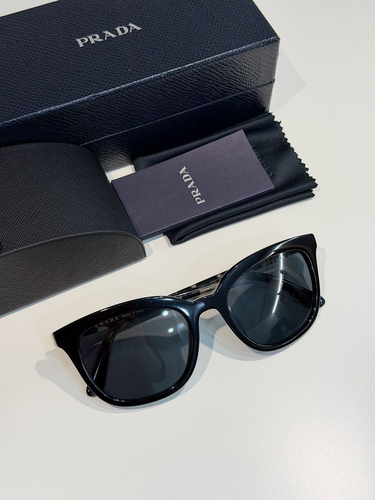 Prada PRADA Logo Polarized Sunglasses SPR03X Runway Black Square Size ONE SIZE - 15 Thumbnail