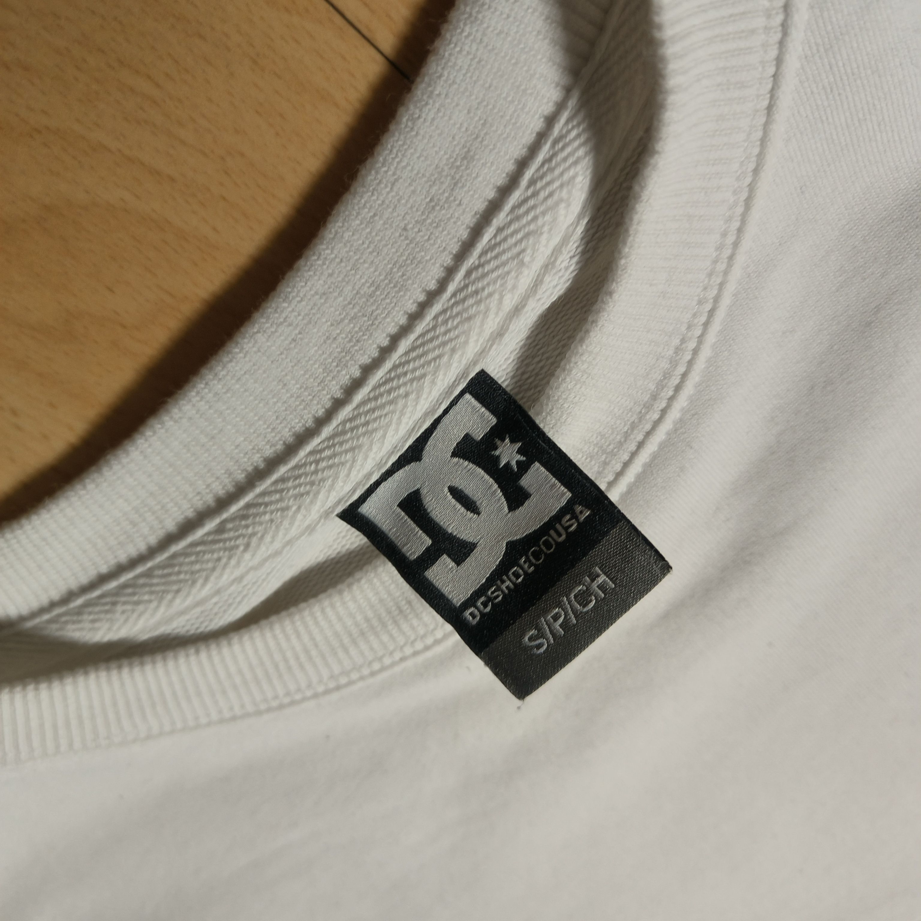 DC × Japanese Brand Dc DC SHOE CO USA Paisley Print Sweatshirt Crewneck Size US S / EU 44-46 / 1 - 5 Thumbnail