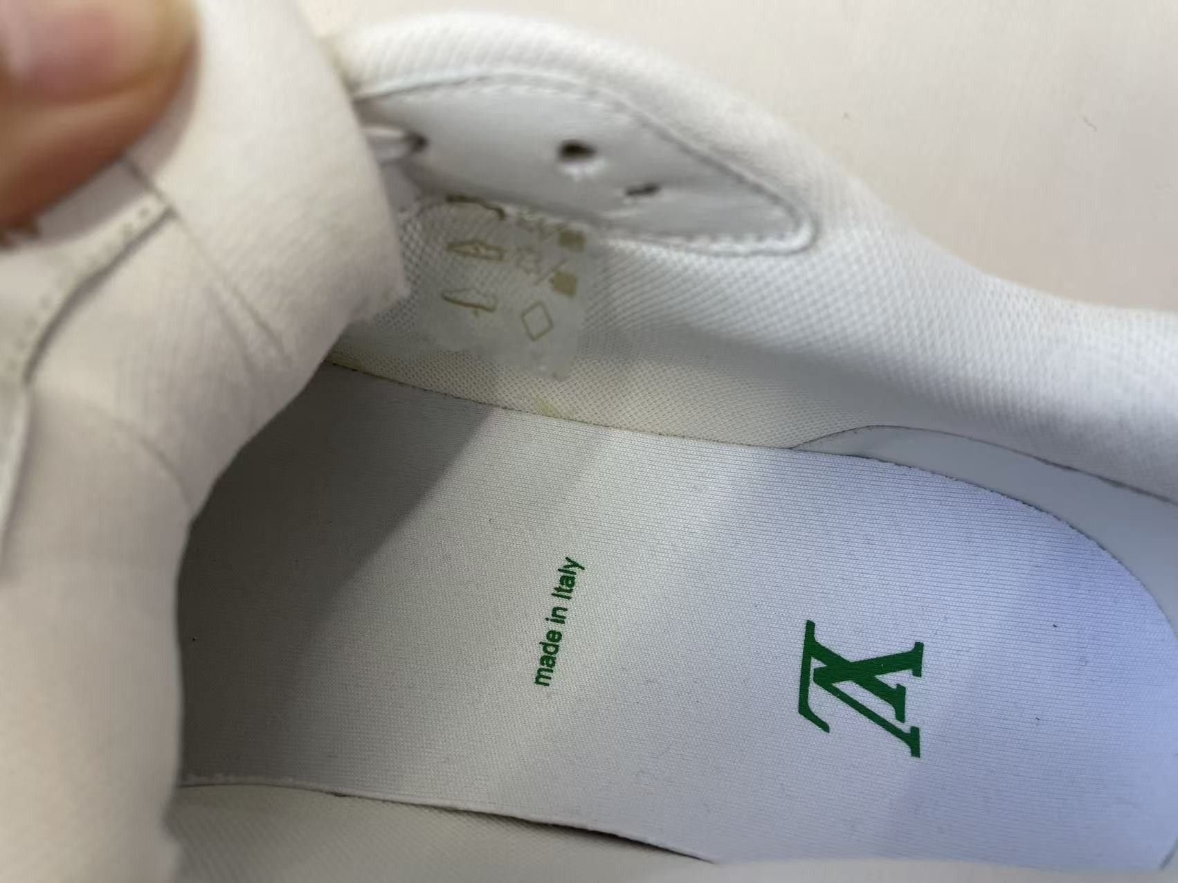 Louis Vuitton Louis Vuitton Green White Monogram Trainer Sneaker Size US 10 / EU 43 - 9 Thumbnail