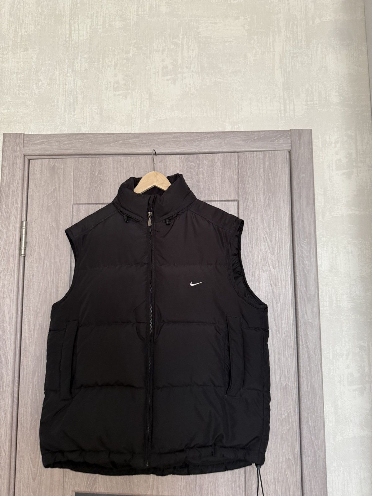 Nike Vintage Nike Down Puffer vest jacket Men's Size US L / EU 52-54 / 3 - 2 Thumbnail