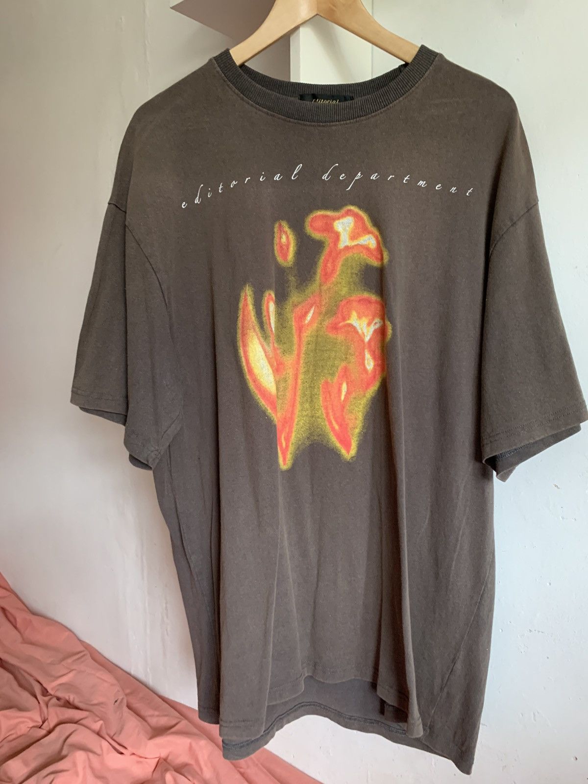Vintage Editorial Department T-Shirt Size US XL / EU 56 / 4 - 1 Thumbnail