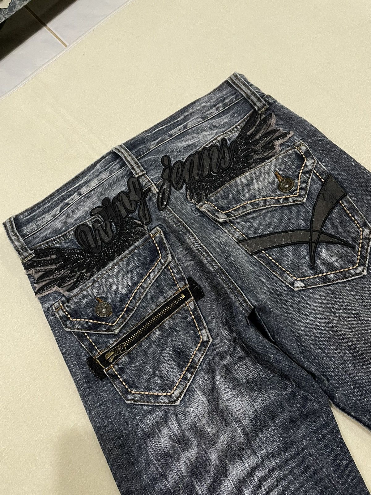 Japanese Brand Vintage Anti-Label Faded Distress Dark Blue Denim Jeans Size US 31 - 16 Thumbnail
