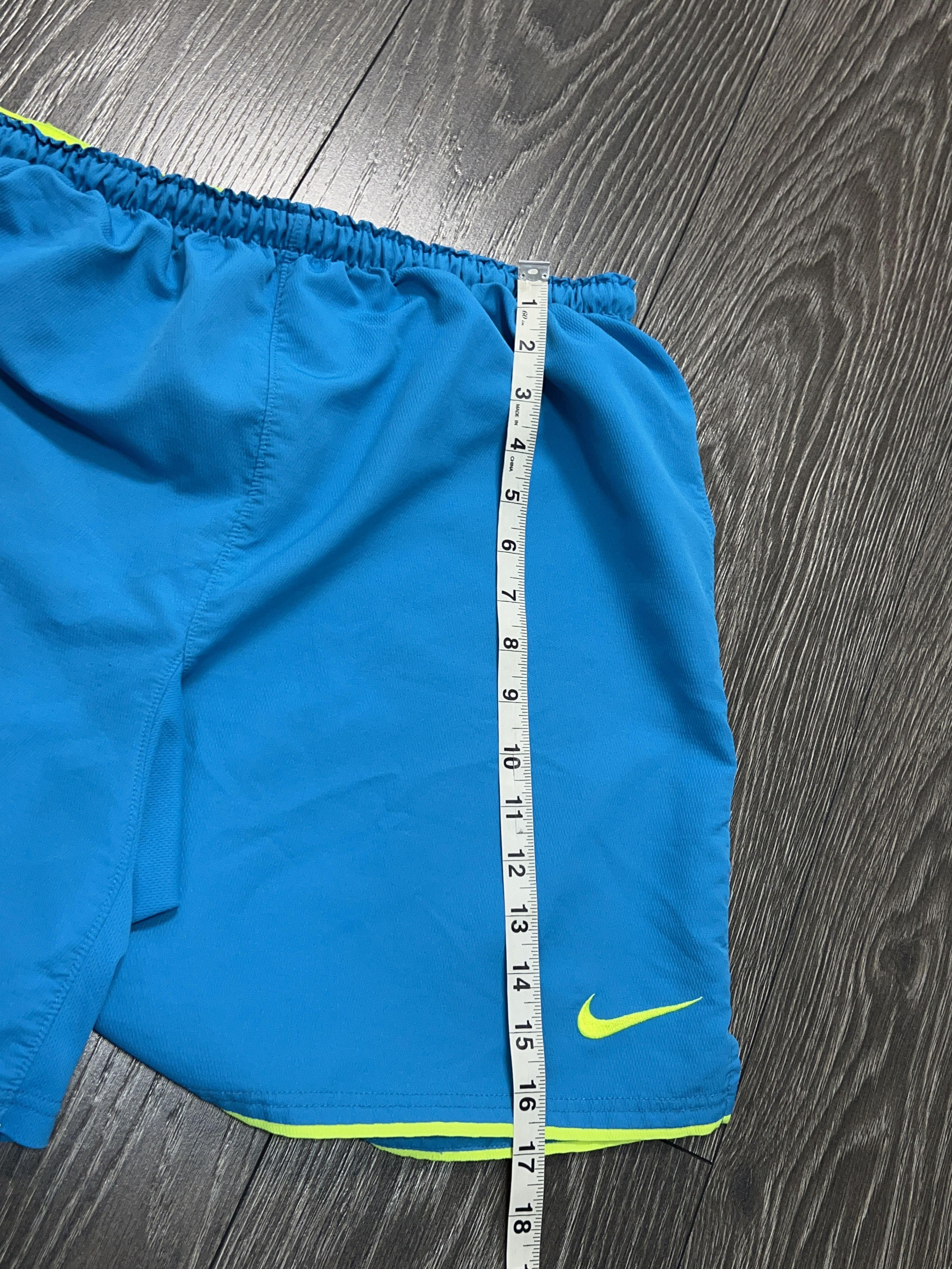 Nike Barcelona FC 2007 2008 Away Football Soccer Shorts Size L Size US 36 / EU 52 - 11 Thumbnail