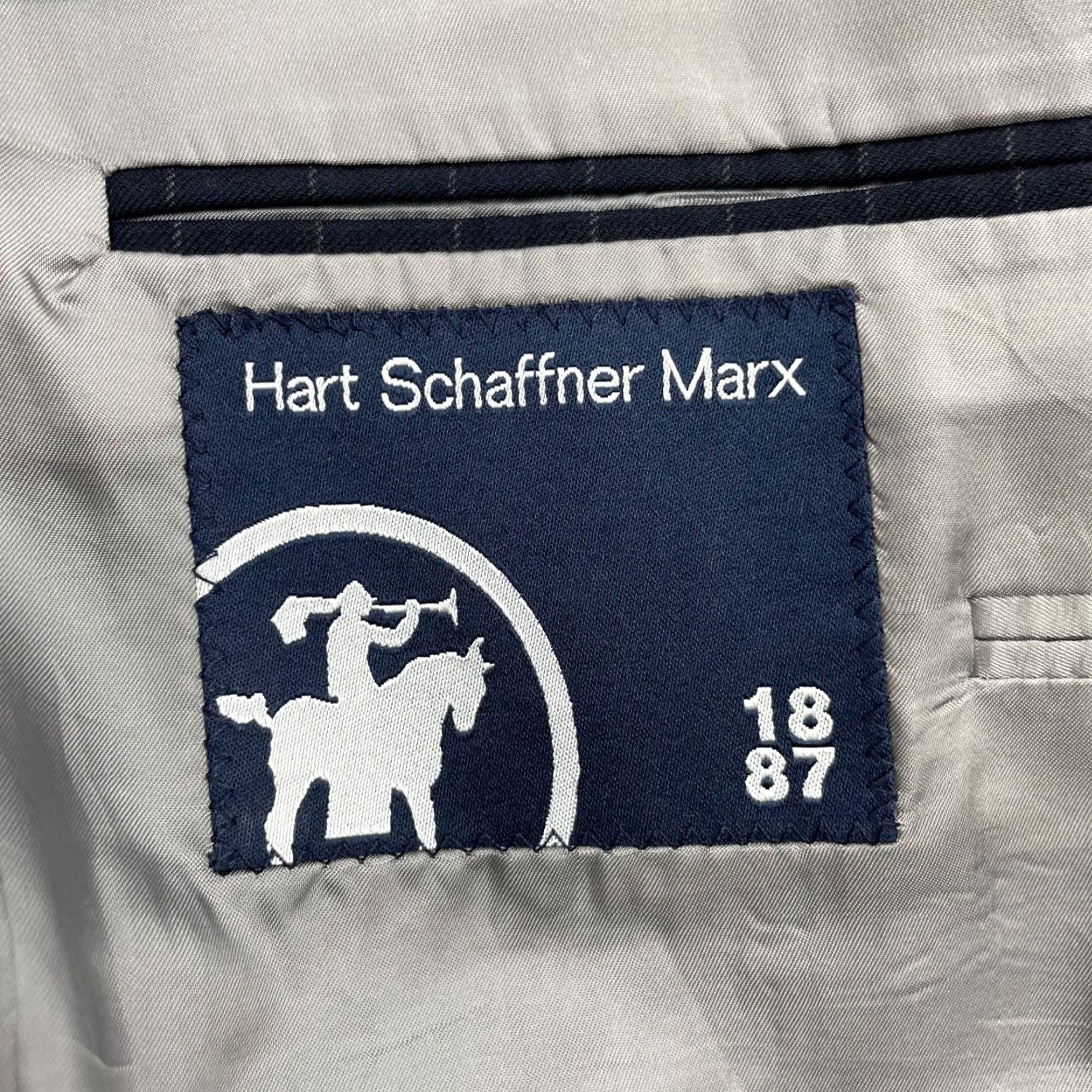 Hart Schaffner Marx Hart Schaffner Marx Blazer Men's 100% Wool Navy Blue Stripe 42L Two-Button Front USA Long Notch Lapel Regular Vintage: No Size 42R - 5 Thumbnail