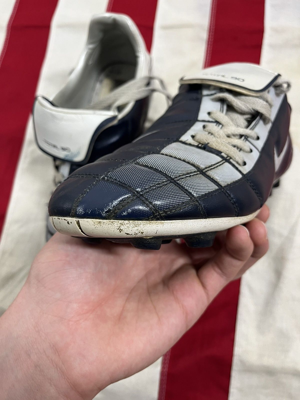Nike Vintage Nike Total 90 - Iconic Football Boots Size US 7.5 / EU 40-41 - 10 Thumbnail