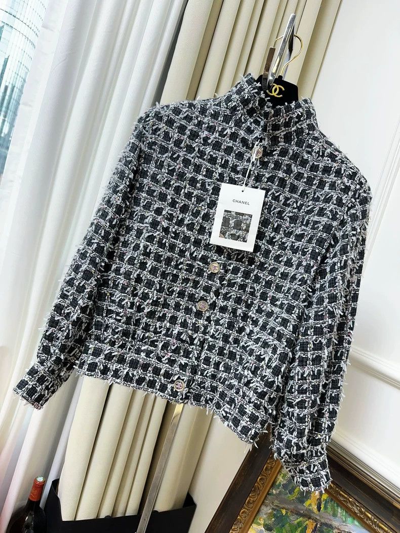 Chanel Chanel 23A handicraft series black and white plaid tweed j Size XXS / US 00 / IT 34 - 1 Thumbnail