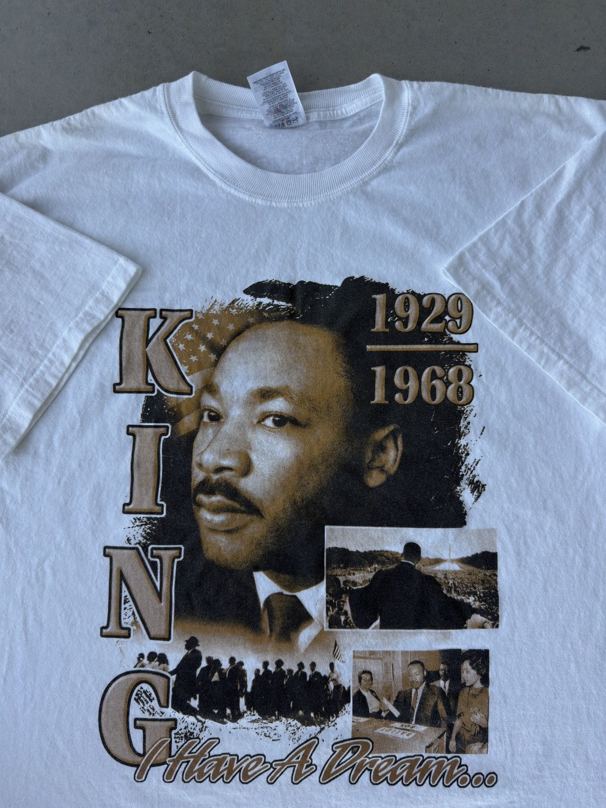 Vintage Vintage 90s MLK I Have A Dream Tee Size US XL / EU 56 / 4 - 1 Thumbnail
