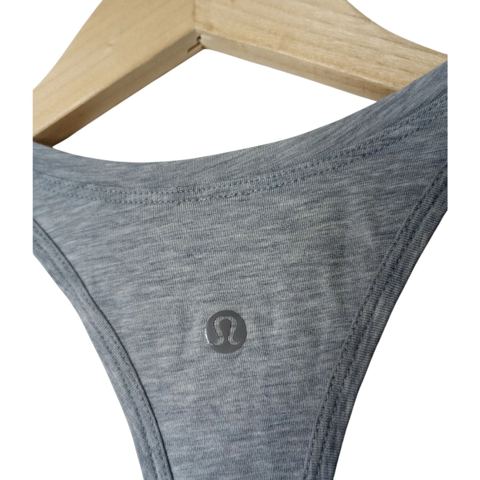 Lululemon Lululemon Women’s Yoga Tank Top sz 6 Running Yoga #G624 Size M / US 6-8 / IT 42-44 - 4 Thumbnail