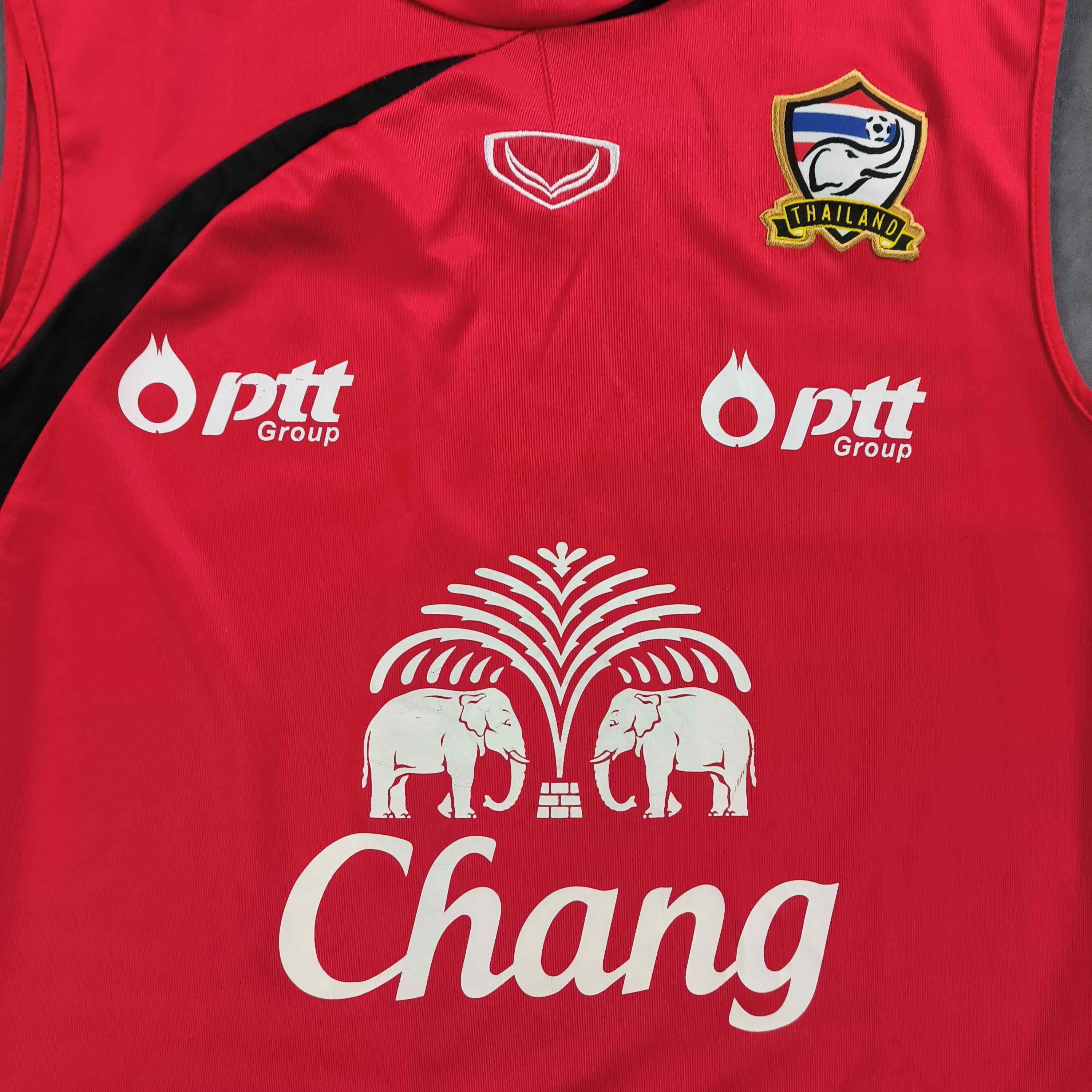 Other Thailand training football jersey size L Size US L / EU 52-54 / 3 - 3 Thumbnail