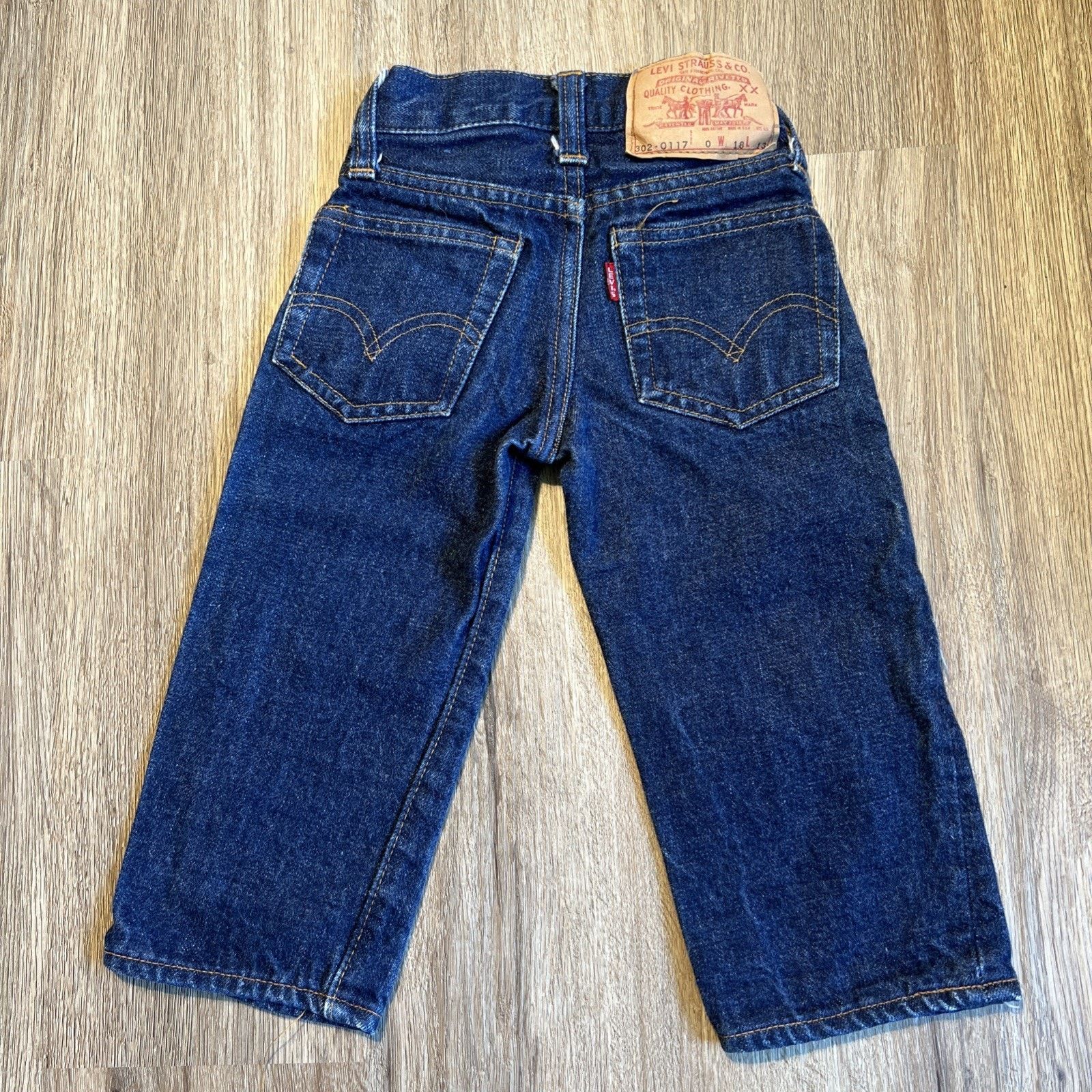 Levi's Levi 302 Big E 0 Toddler Dark Denim V Stitch Dark Indigo Size 25" / US 0 / IT 36 - 1 Thumbnail