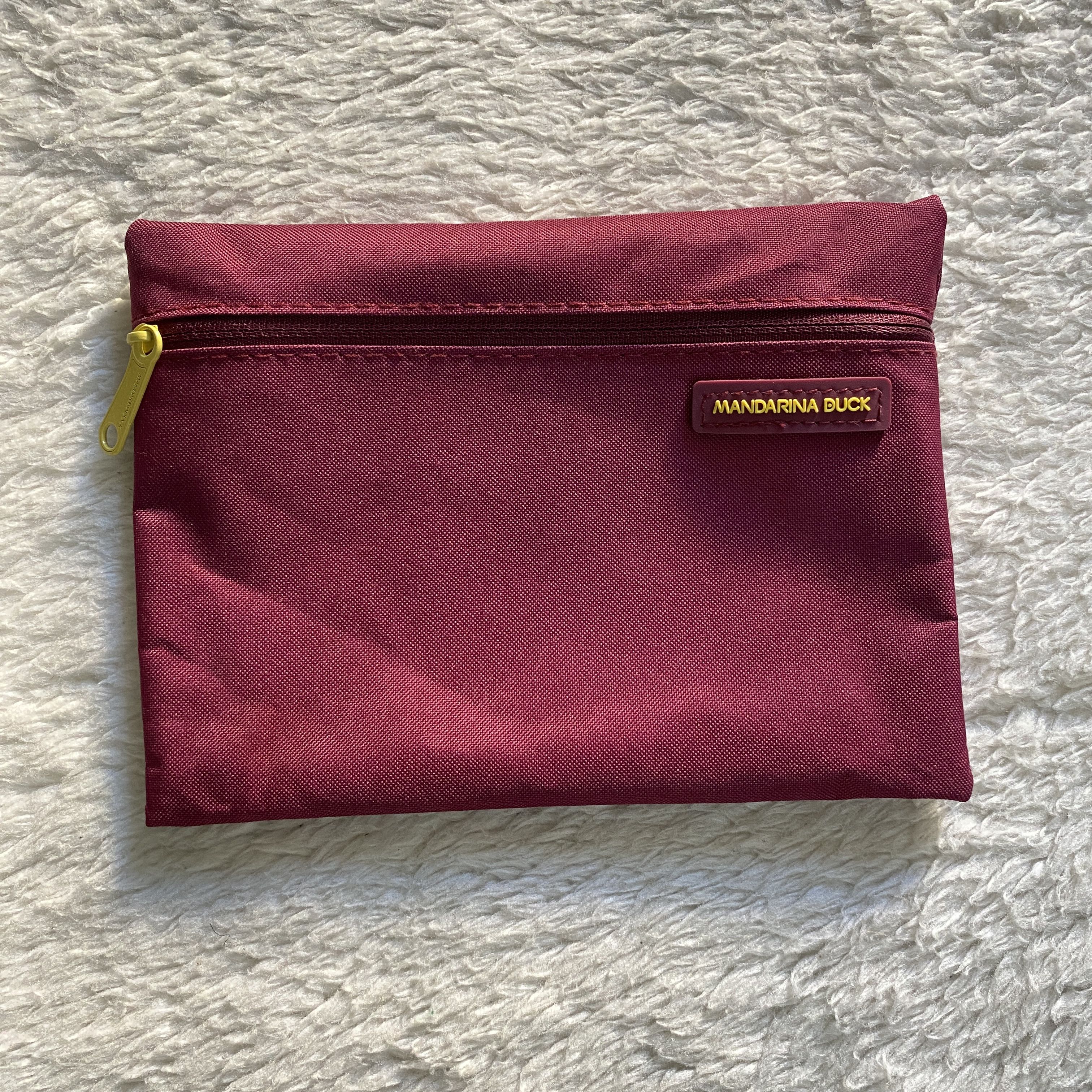 Mandarina Duck Mandarina Duck Amenity Kit Bag – Red – Brand New Size ONE SIZE - 2 Thumbnail