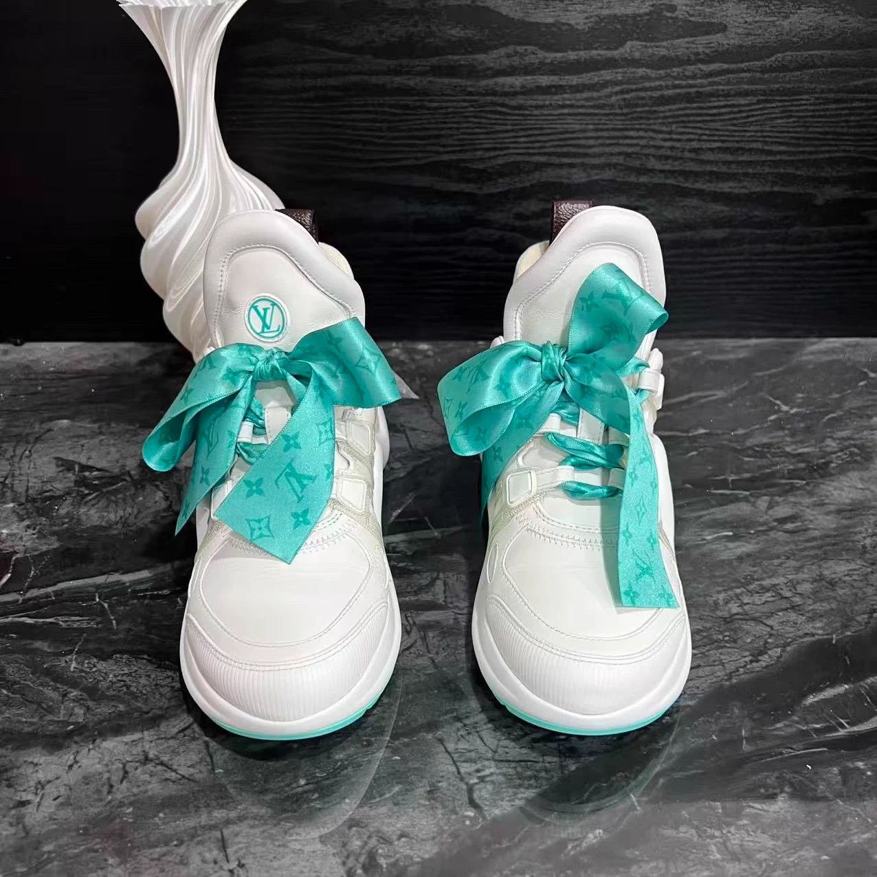 Louis Vuitton Lv Dad Shoe White Green Bow 37 98 New Size US 6 / IT 36 - 2 Thumbnail