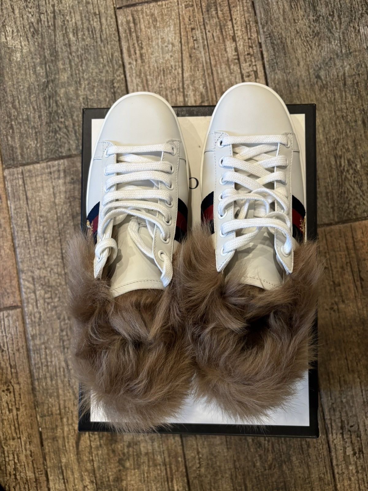 Gucci White Ace Bee With Fur Lining Size US 7 / IT 37 - 5 Thumbnail