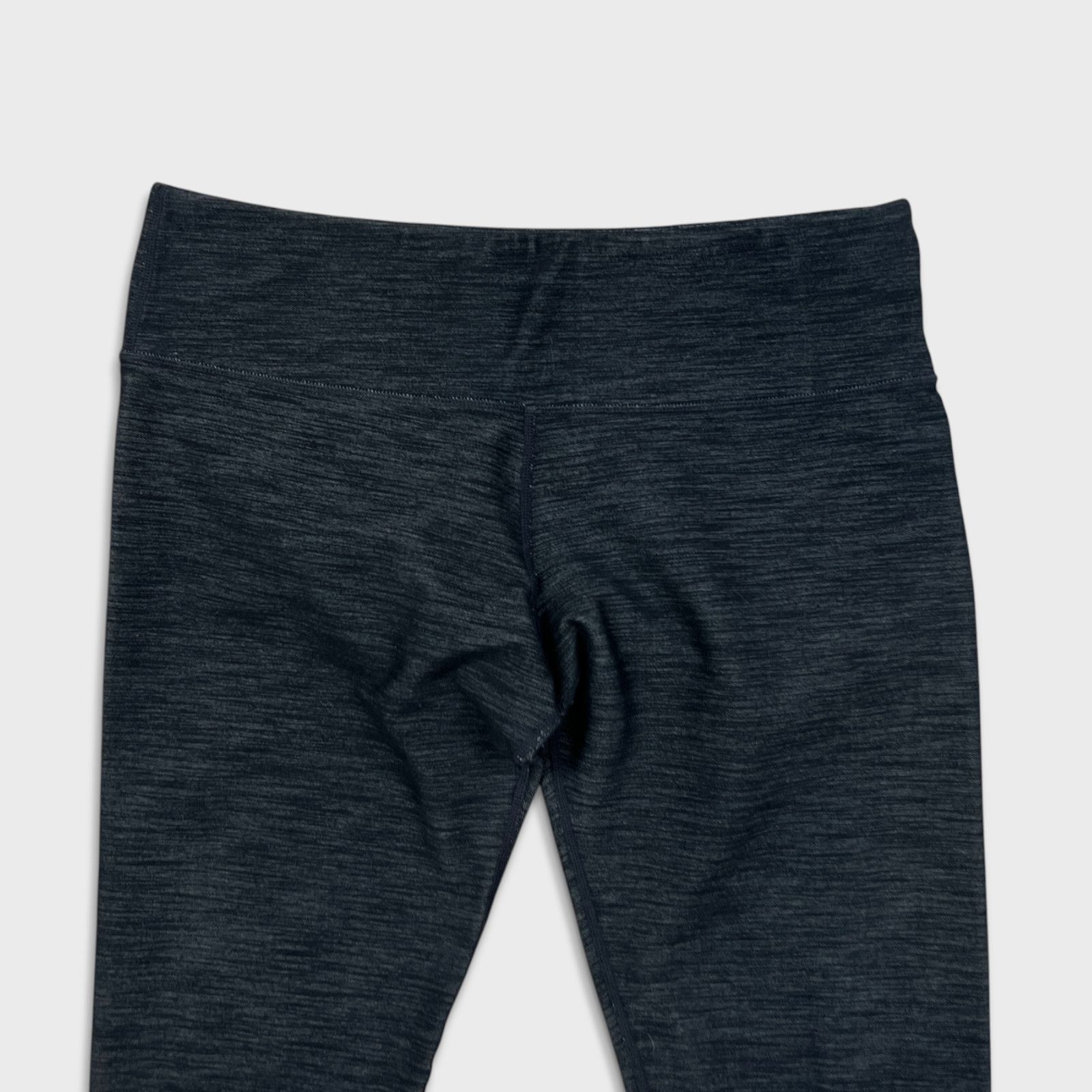 Lululemon Lululemon Wunder Under Pant Size 10 Mid Rise Yoga Leggings Size 32" / US 10 / IT 46 - 2 Thumbnail