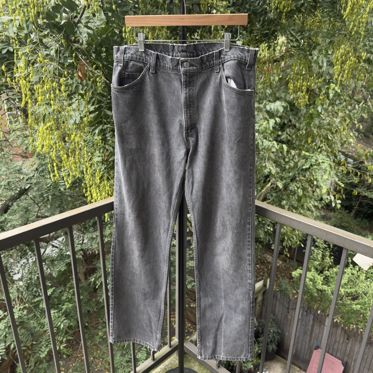 Levi's 90s Levi's 505 Black Jeans Distressed ERD Grunge Chrome Size US 36 / EU 52 - 1 Thumbnail