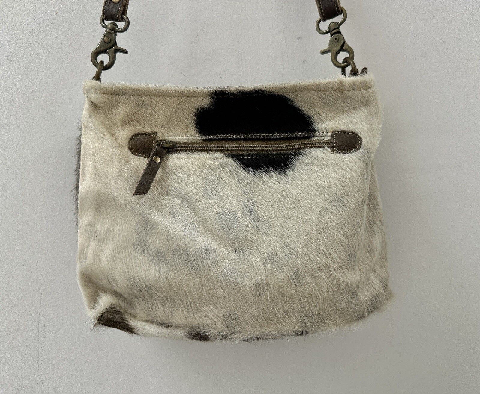 Handmade Hand Made Leather Bag Hair Fur Swag y2k Size ONE SIZE - 4 Thumbnail