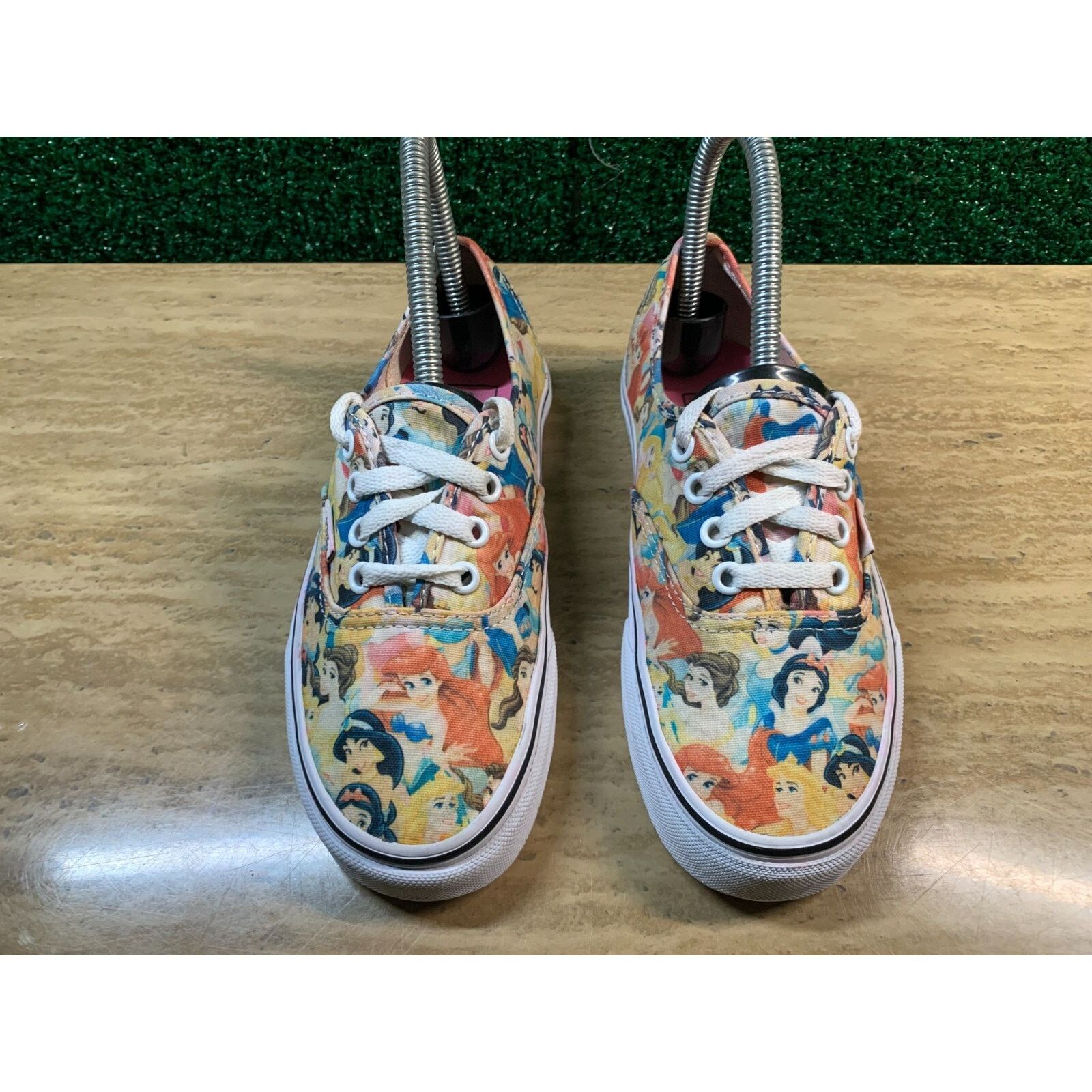 Vans Vans Off The Wall Disney Princess Sneaker Shoes Women Size 5 Size US 5 / IT 35 - 7 Thumbnail