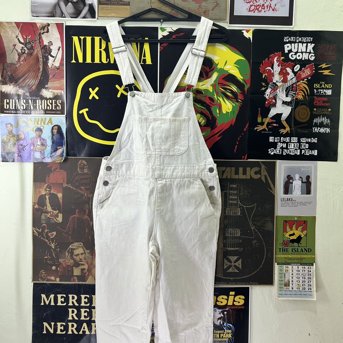 Vintage Vintage GU Jeans Bid White Jumpsuit Size 33" - 1 Thumbnail