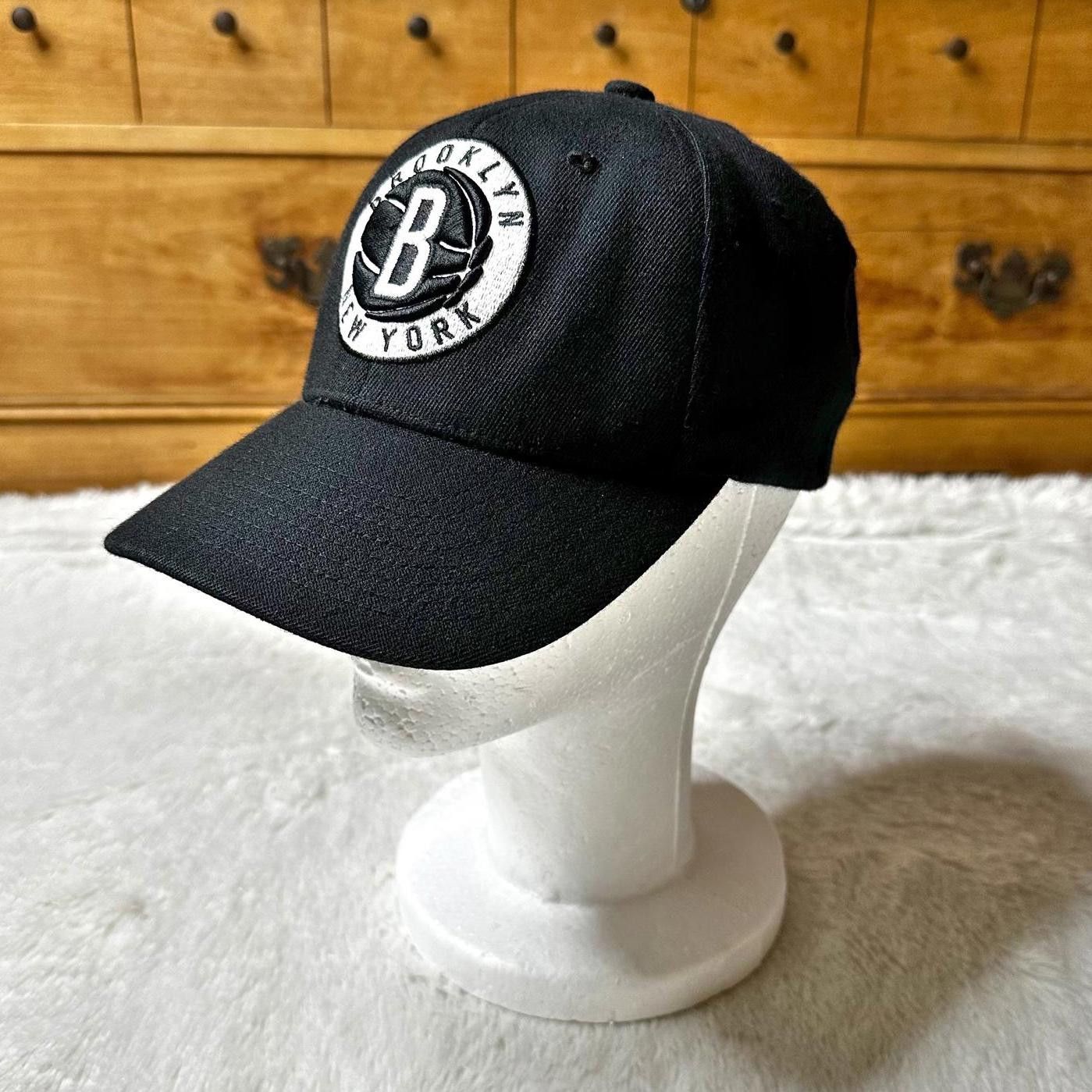 Mitchell & Ness Mitchell & Ness Brooklyn Nets Black Snapback Cap Unisex OS Size ONE SIZE - 1 Thumbnail