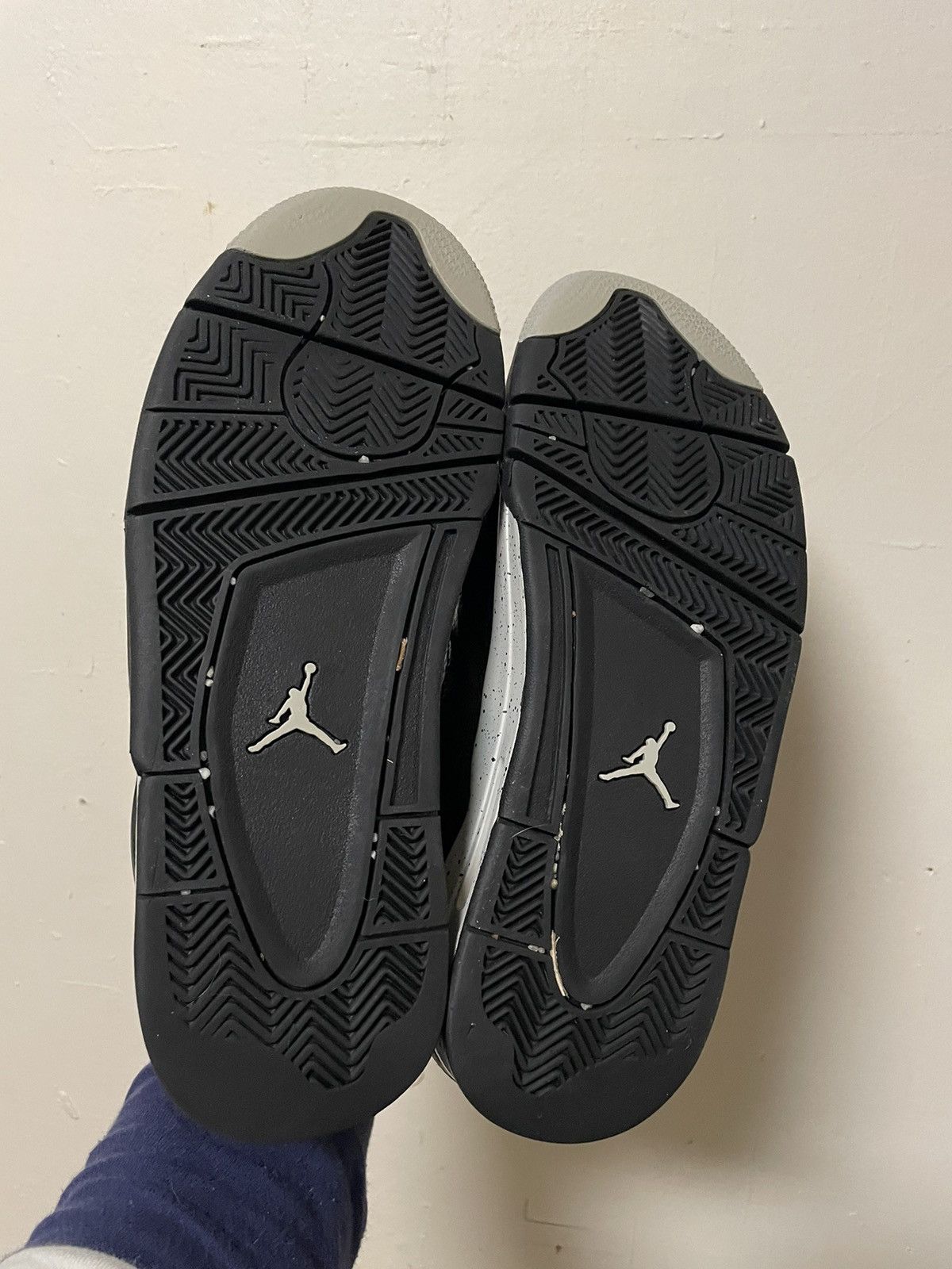 Jordan Brand Air Jordan Retro 4 “Oreo” Size US 8.5 / EU 41-42 - 7 Thumbnail