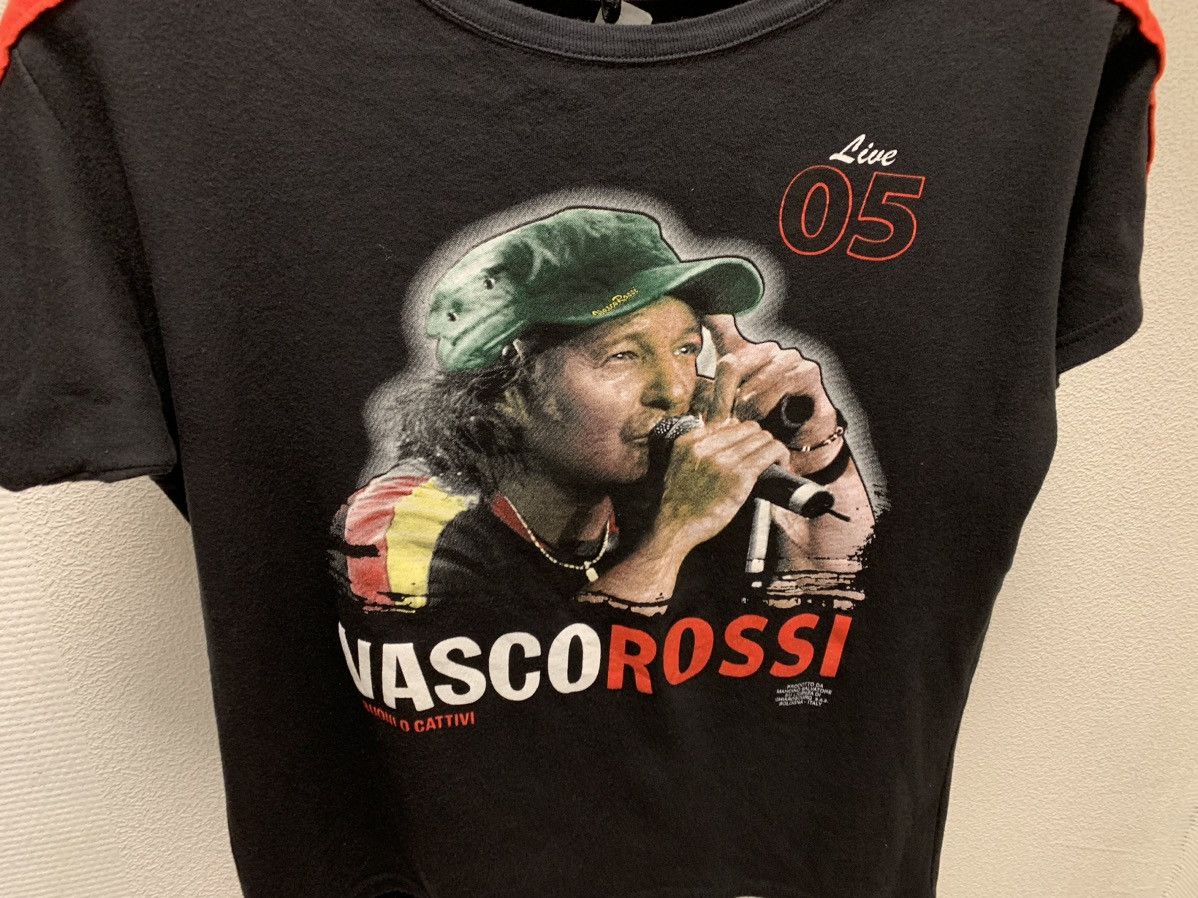 Band Tees Vasco Rossi buoni o cattivi vintage tour t-shirt 2005 L sz Size US XL / EU 56 / 4 - 3 Thumbnail