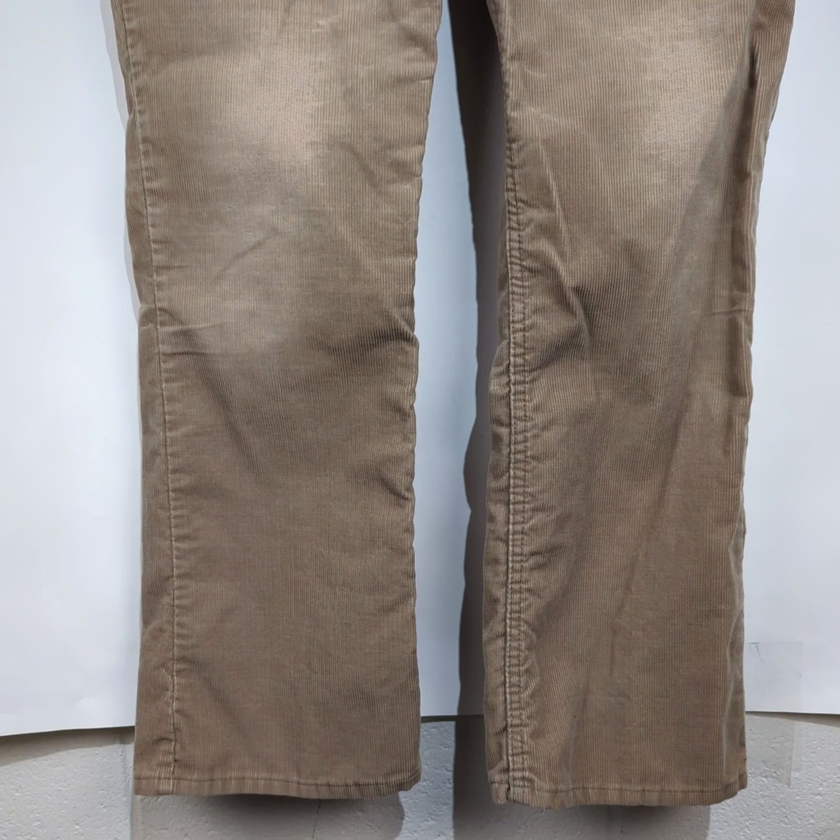 Levi's VINTAGE Levi's 517 Corduroy Jeans 34x30 Bootcut Tan Levi Strauss USA Made 5-Pocket Button Zip Mens Size US 34 / EU 50 - 7 Thumbnail