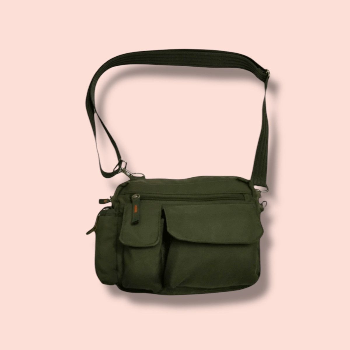 Japanese Brand VINTAGE UNIQLO GREEN ARMY CROSSBODY BAG Size ONE SIZE - 1 Thumbnail