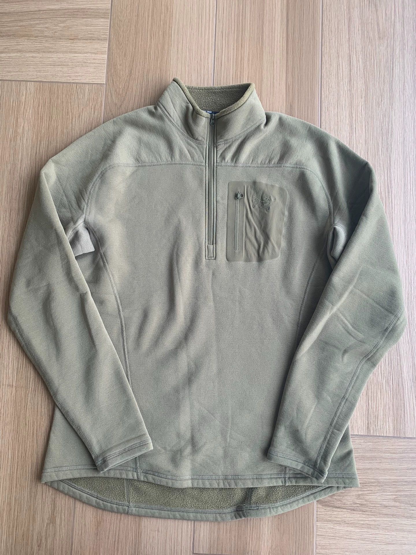 Arc'teryx Arc'teryx Men's Leaf Rho AR Base Layer Top L 11300/11301 Size US L / EU 52-54 / 3 - 1 Thumbnail