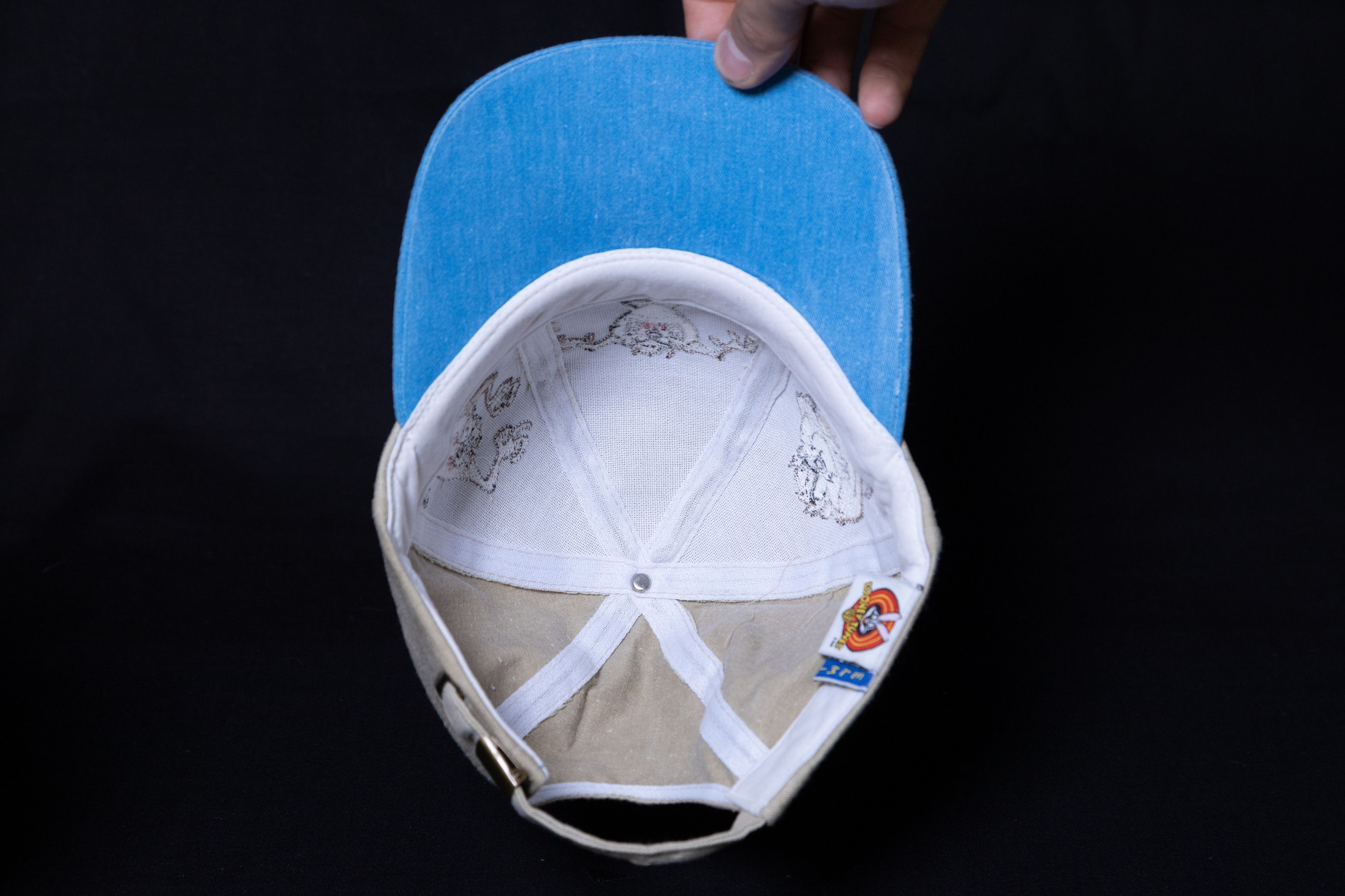 Vintage 1997 VTG Warner Bros Looney Tunes TAZ Beige Cap Baseball Hat Size ONE SIZE - 7 Thumbnail